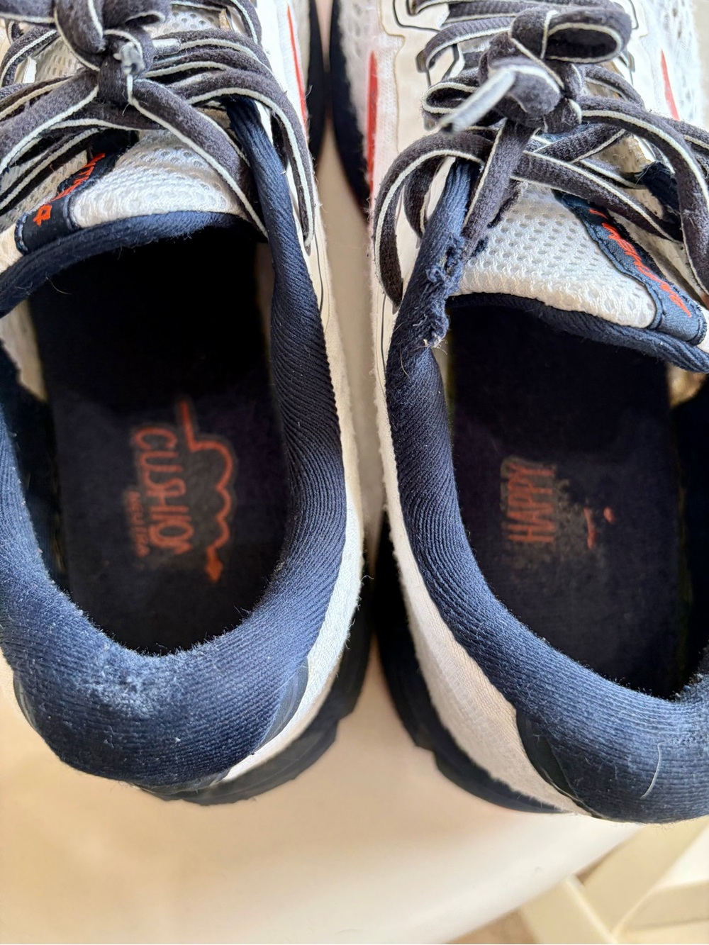 Brooks Men's Light Grey & Orange Lightweight Running Shoes - Picture 7 of 16